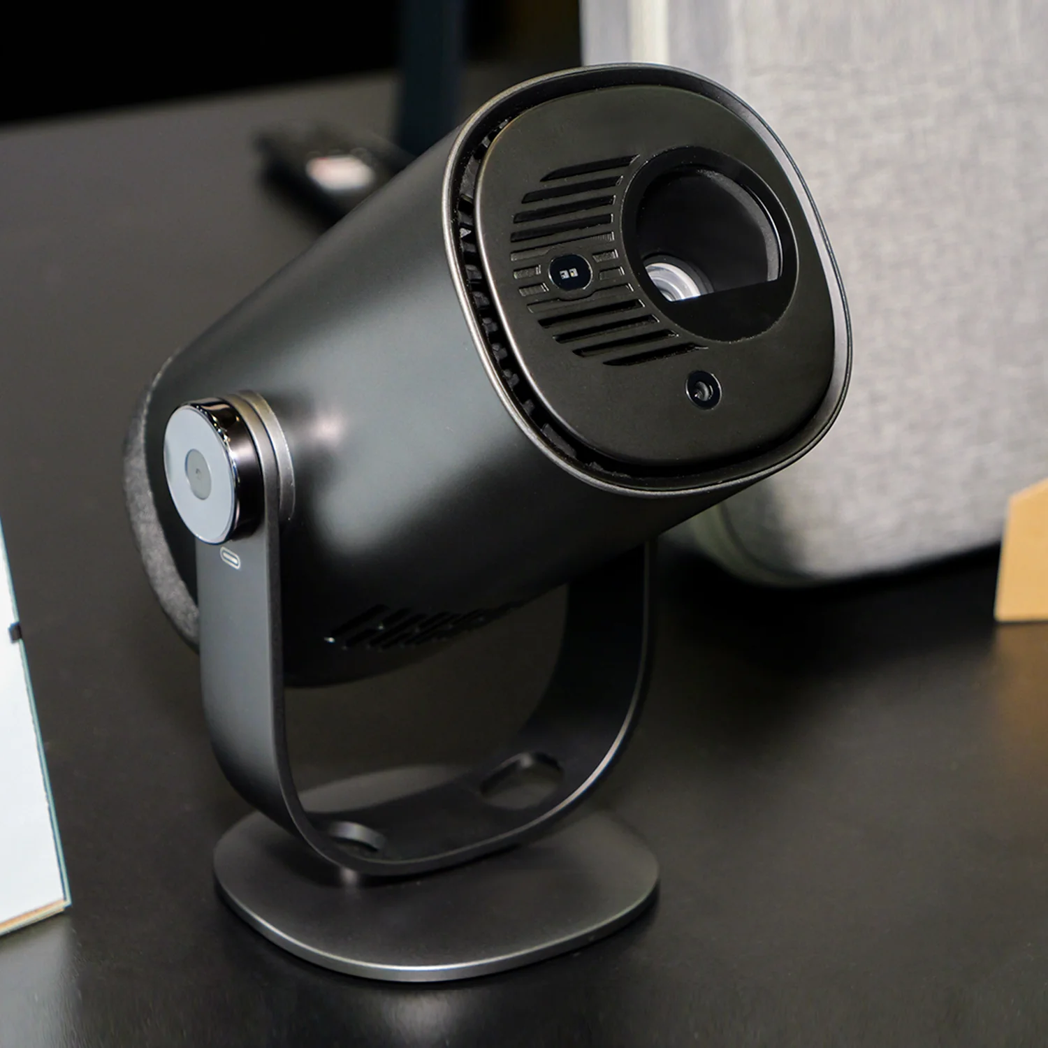 Dangbei Freedo Portable 1080P Google TV Projector With Licensed Netflix -MLTI - Image 17